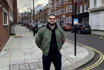 Kjo është femra që u fotografua me Capital në Paris