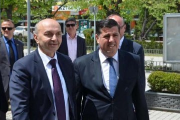 Lutfi Haziri e konfirmon se Isa Mustafa është kandidat i LDK’së për president