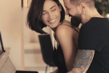 Eugent Bushpepa publikon këngën “Stay With Me Tonight”, pjesë e klipit Adrola Dushi