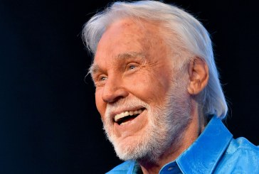 Vdes legjenda e muzikës, Kenny Rogers