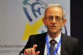 Serwer: Kosova duhet të largohet nga një marrëveshje e keqe që e mbështetë SHBA-ja