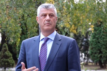 Lajmërohet përsëri Thaçi: Rrini në shtëpi bëni kujdes