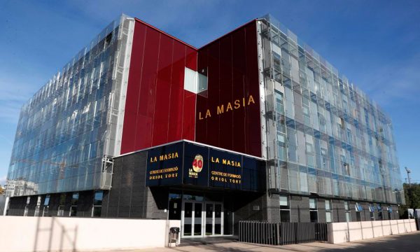 Barcelona mbyll akademinë përkohësisht shkaku i koronavirusit