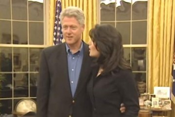 Bill Clinton thotë se e bëri dashnore Monika Lewinskyn për shkak të presionit të madh që kishte në punë