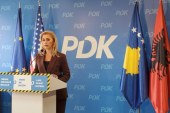 PDK: Qeveria Kurti gjunjëzoi Kosovën para Serbisë, 1000 testet donacion u kontrabanduan në kufi