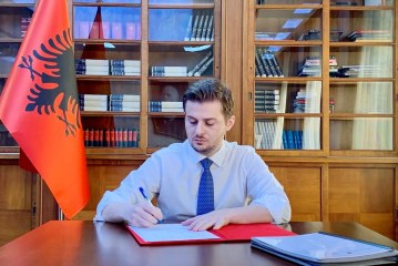 Kosova e Shqipëria me tri marrëveshje të përbashkëta në fushën e politikës së jashtme dhe integrimit