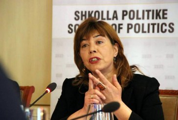 Shkruan Gjyljeta Mushkolaj: Kushtetuta përballë sfidave të politikës