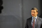 Memli Krasniqi  kërkon sqarime nga ambasadat për emërimet e zyrtarëve të VV-së në borde