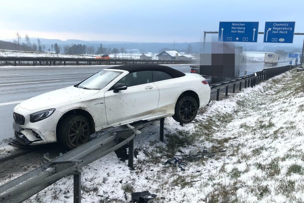 Ylli i Bayern aksidentohet pas kthimit nga spitali, shkoi për ta parë djalin e tij