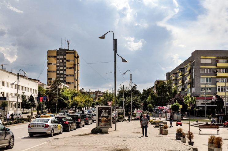 Gjilanasi me koronavirus kishte ardhur nga Zvicra, me 54 të tjerë