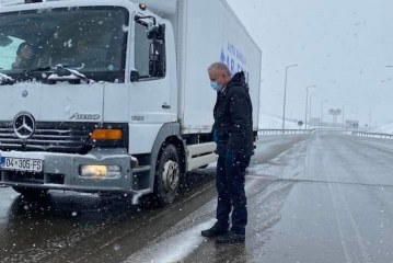 Halil Kastratin nuk e ndal as bora, niset për tre qytete për të ndar ndihma
