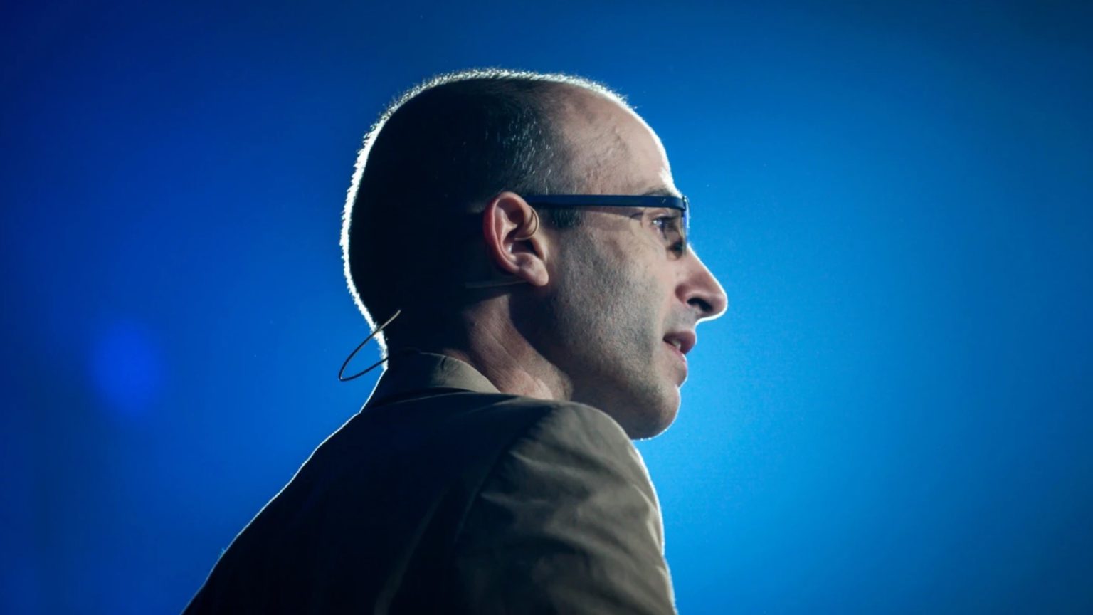 “Profecia” e Yuval Noah Hararit: Furtuna do të kalojë, por zgjedhjet e sotme do të na ndryshojnë jetën