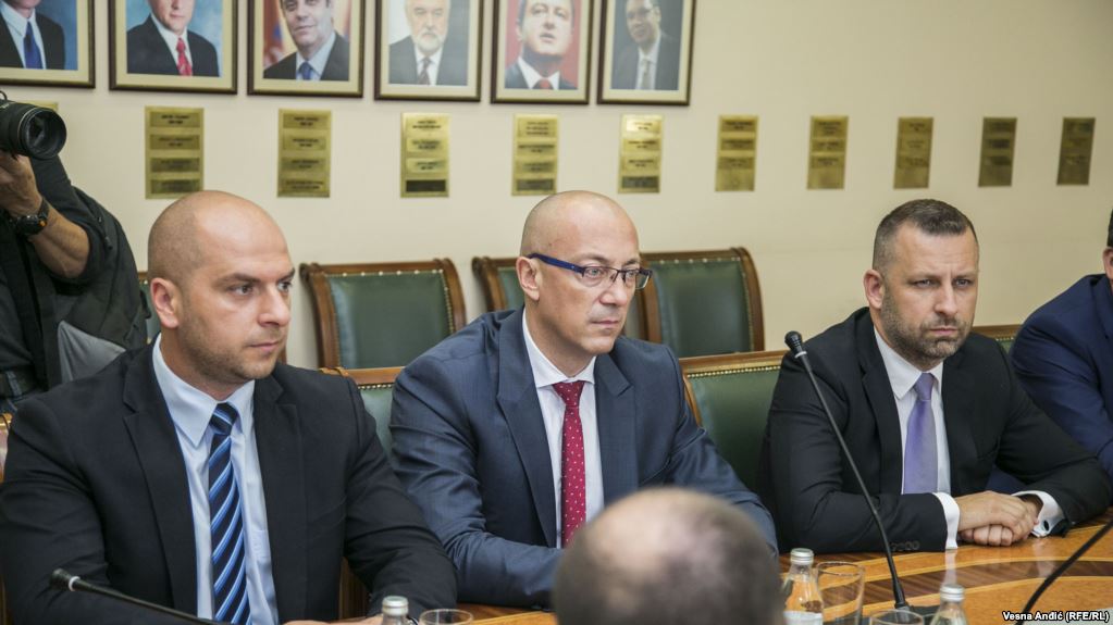 Arrihet marrëveshja me Listën Serbe: Zëvendëskryeministrin, 2 ministri dhe Drejtorin për Komunitete do t’i ketë partia e Rakiq