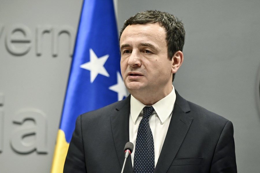 Njihuni me 23 këshilltarët e Albin Kurtit