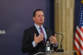 Grenell i reagon europarlamentares Von Cramon: Pse nuk ia hiqni vizat Kosovës