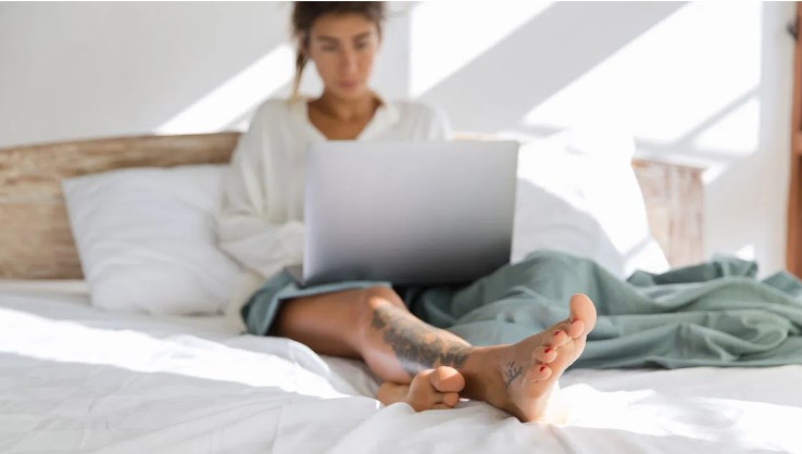 A konsiderohet porno si tradhëti?
