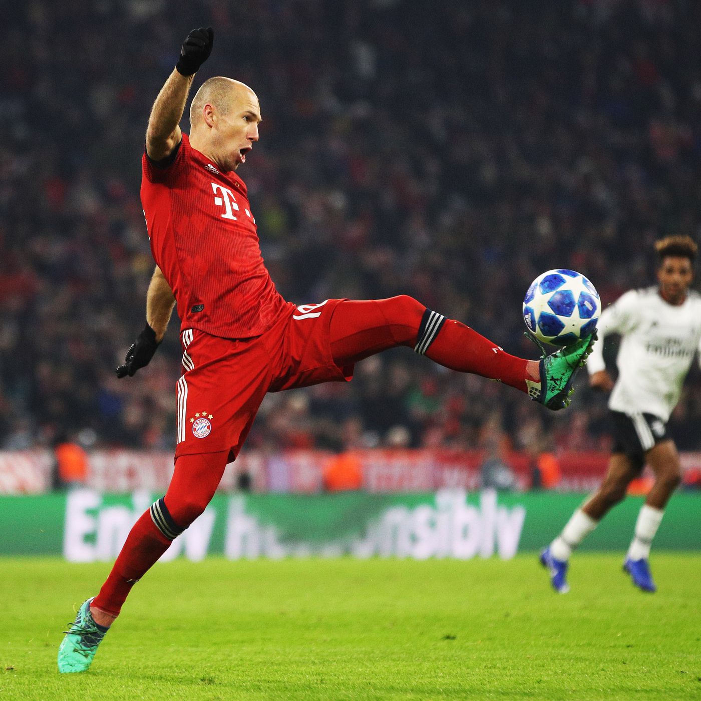 Rikthehet Robben, mësohet skuadra e re e tij