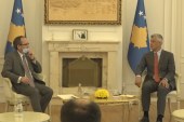 Para nisjes për në Bruksel, Hoti takohet me Thaçin