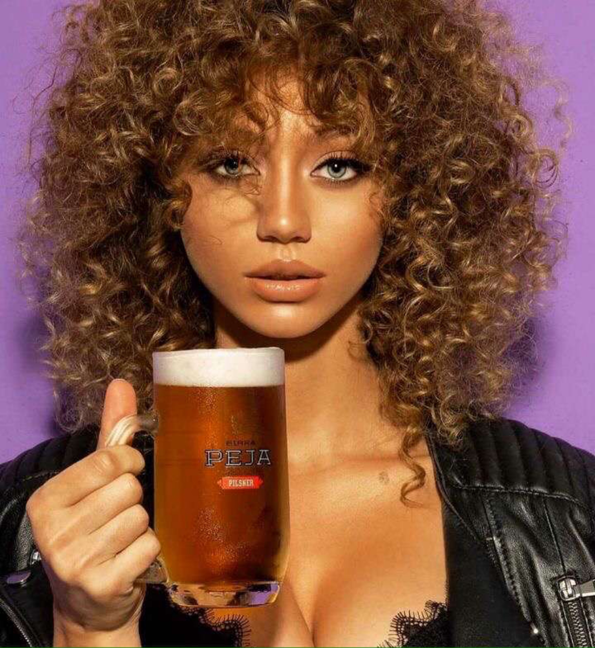 Modelja nga Gjakova merr vëmendje me fotot e fundit