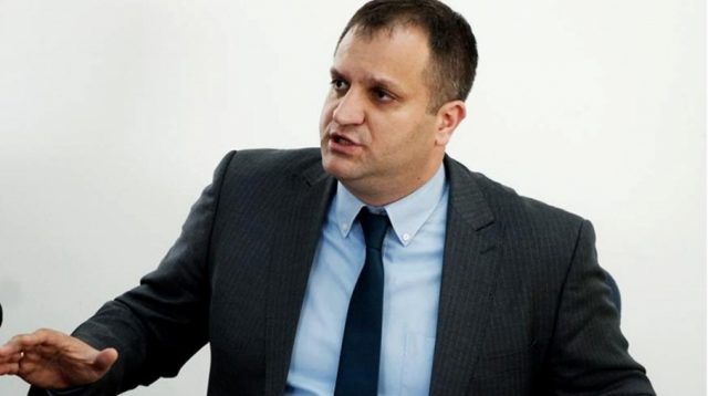 Ahmeti propozon pesë masa për situatën aktuale me COVID-19 në Kosovë
