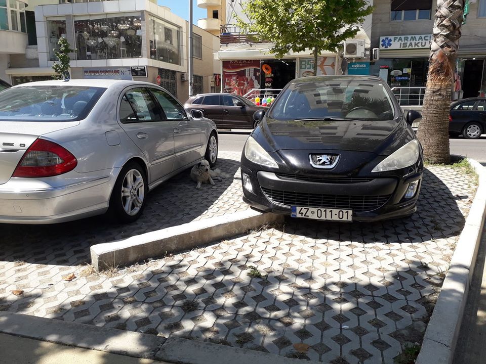 Vetura zyrtare nga Kosova në Durrës