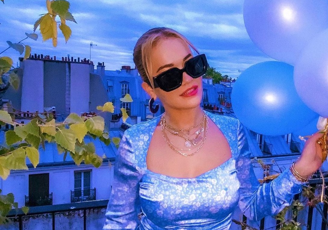 Jeniffer Lopez mbush 51 vjet, Rita Ora i uron ditëlindjen me një foto të përbashkët