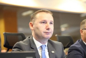 Zemaj për ‘sallamadinë’ në Infektivë: Asnjë familjar që ka qëndru aty nuk është kthyer në rast spitalor