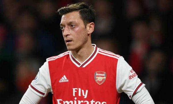 Arsenali nesër luan në finale të FA Cup, Ozil ikë në Turqi