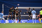 Lyoni eliminon Cityn me rezultat bindës, në gjysmëfinale takohet me Bayern Munichun