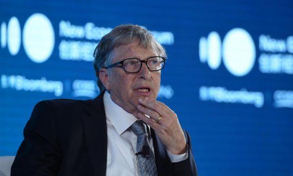 Bill Gates parashikon se do të vdesin miliona njerëz nga pandemia, tregon se cilat janë vendet më të rrezikuara