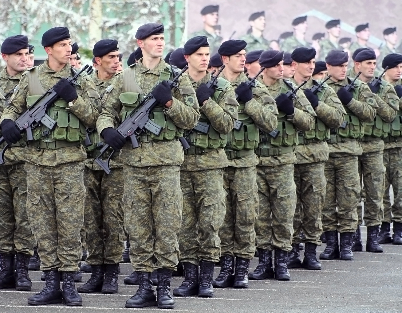 10 ushtarë të FSK-së të infektuar me COVID-19, 28 të tjerë në vetizolim