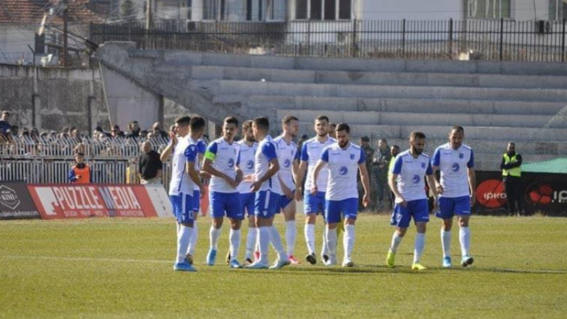 Alarmohet Drita: 17 futbollistë dalin pozitiv me koronavirus, dy ditë para ndeshjes në LK