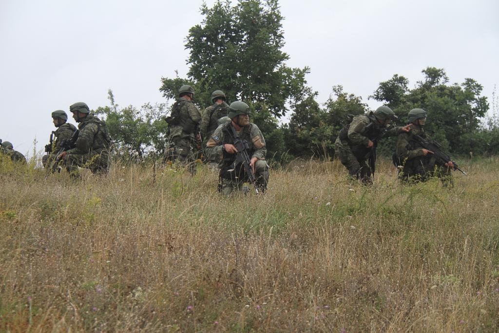 Foto sa 1000 fjalë, Ushtria e Kosovës si ajo amerikane