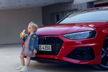 Pas kritikave, Audi largon reklamën ku një vajzë e vogël ha banane para modelit RS4