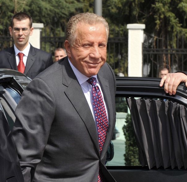 Pasuria marramendëse e Behgjet Pacollit