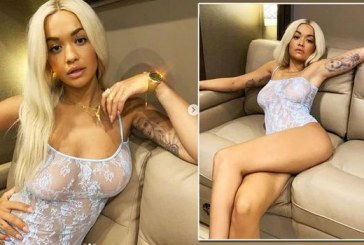 Pas fotove nudo, Rita Ora ‘godet’ sërish me poza atraktive