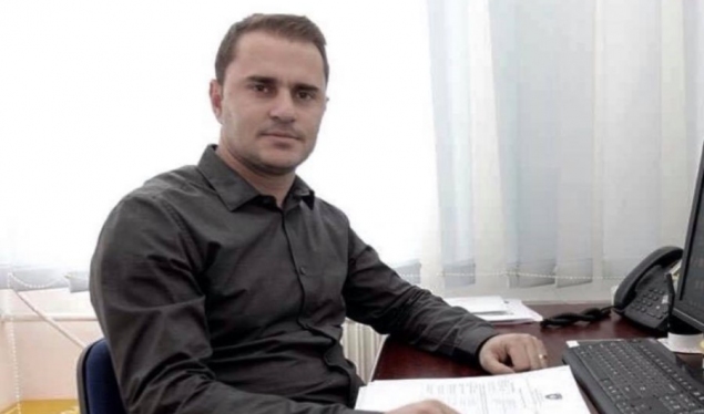 Humb betejën me koronavirusin një 34 vjeçar, ishte zyrtari në Komunën e Shtimes