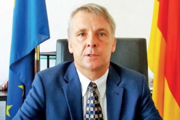 Ambasadori gjerman i bashkohet kolegut amerikan, del kundër ligjit për vlerat e UÇK-së
