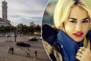 Prestigjozja “Forbes”: Vizitojeni Kosovën, Rita Ora vjen prej andej