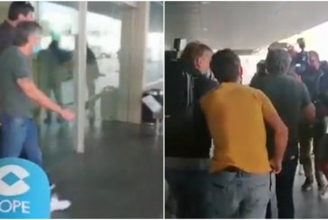 Babai i Messi arrin në Barcelonë për t’u takuar me Bartomeun – ditë vendimtare për katalunasit
