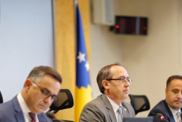 Me deputetin e arrestur sot qeverisë i mungon një votë