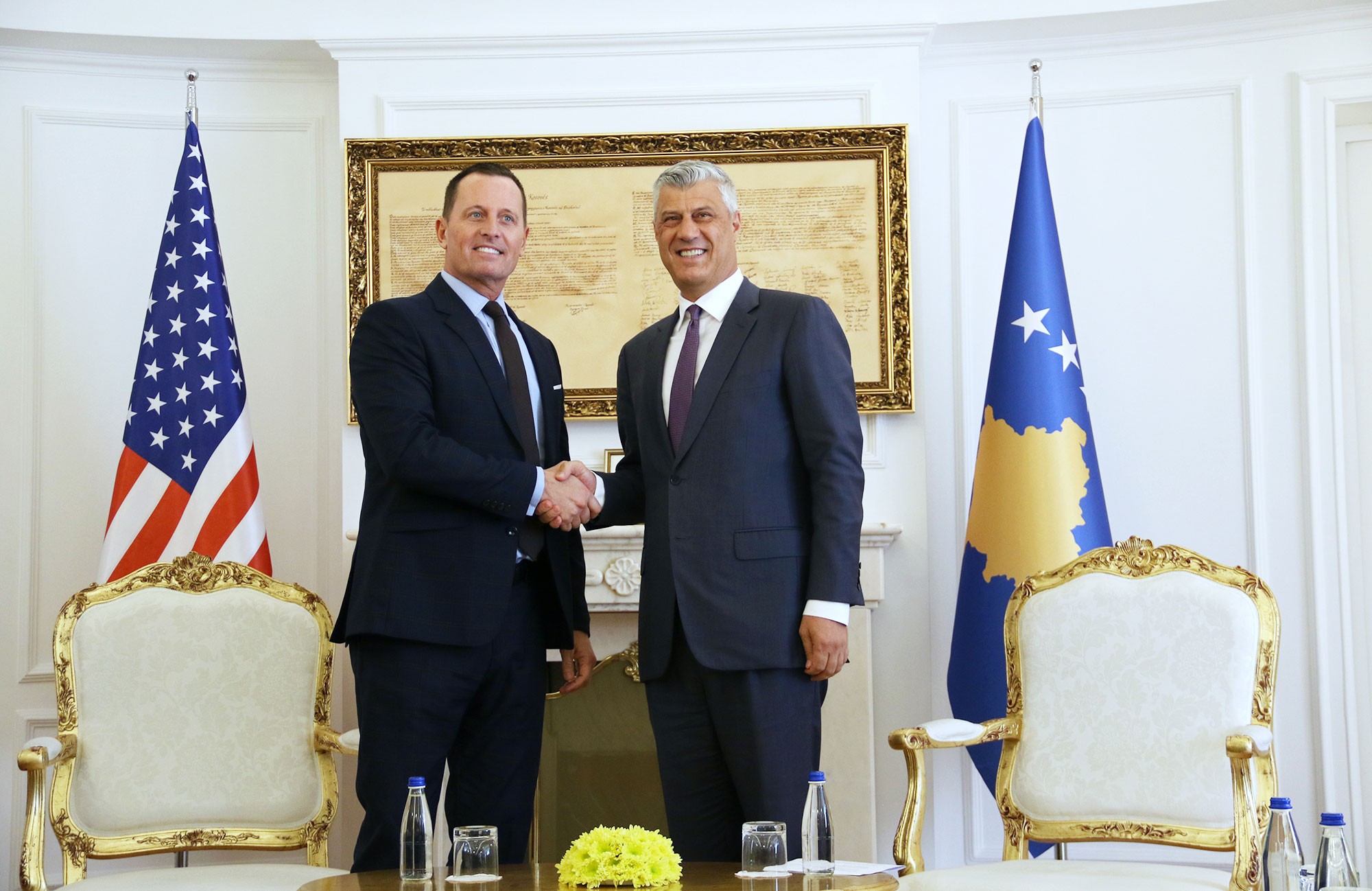 Thaçi dekoron Grenellin me Medaljen e Presidenciale të Meritave