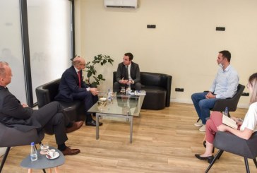 Kurti takohet me përfaqësuesin special të Norvegjisë në Ballkan, e njofton për përgatitjet që LVV po bën për zgjedhje