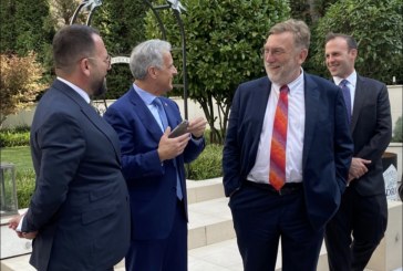 Odat ekonomike të Kosovës dhe Serbisë takohen me delegacionin amerikan në Beogra