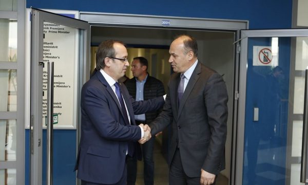 PDK dhe LDK e bënë bashkë asociacioni tani akuzojnë njëra tjetren