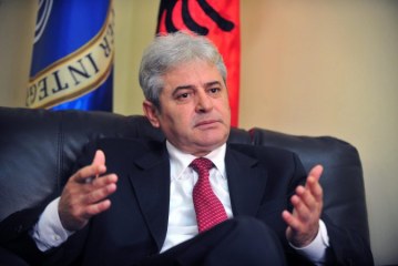 Ali Ahmeti nesër intervistohet nga Gjykata Speciale