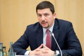 Krasniqi: Koalicioni nuk ka vullnet t’i mbështes bizneset dhe qytetarët për rimëkëmbjen ekonomike