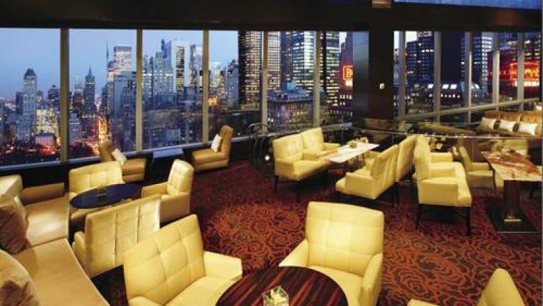 Gati 64 për qind e restoranteve të New Yorkut mund të mbyllen deri në janar