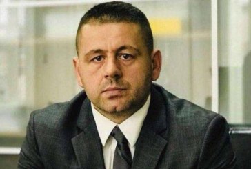 Bekë Berisha i referohet si “Sfeklla” Sveçlës, i reagon Vetëvendosje