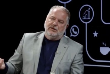 Haxhiu: Vjosa Osmani i dhuroi fitoren VV’së, e vetme s’mund të kalojë pragun zgjedhor